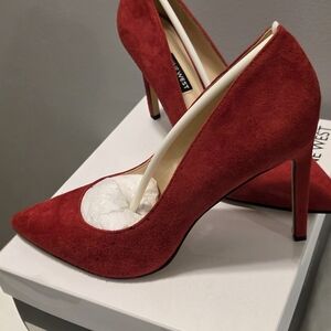 BRAND NEW Nine West Red Suede Tatiana Stiletto Heels